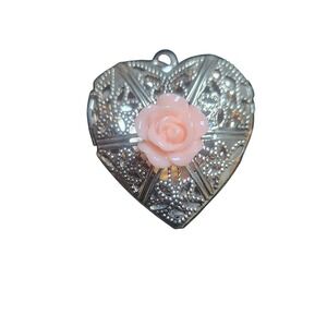 Vintage Heart Locket Pendant Gold Tone Filigree Peach Rose Flower Charm 1 Inch